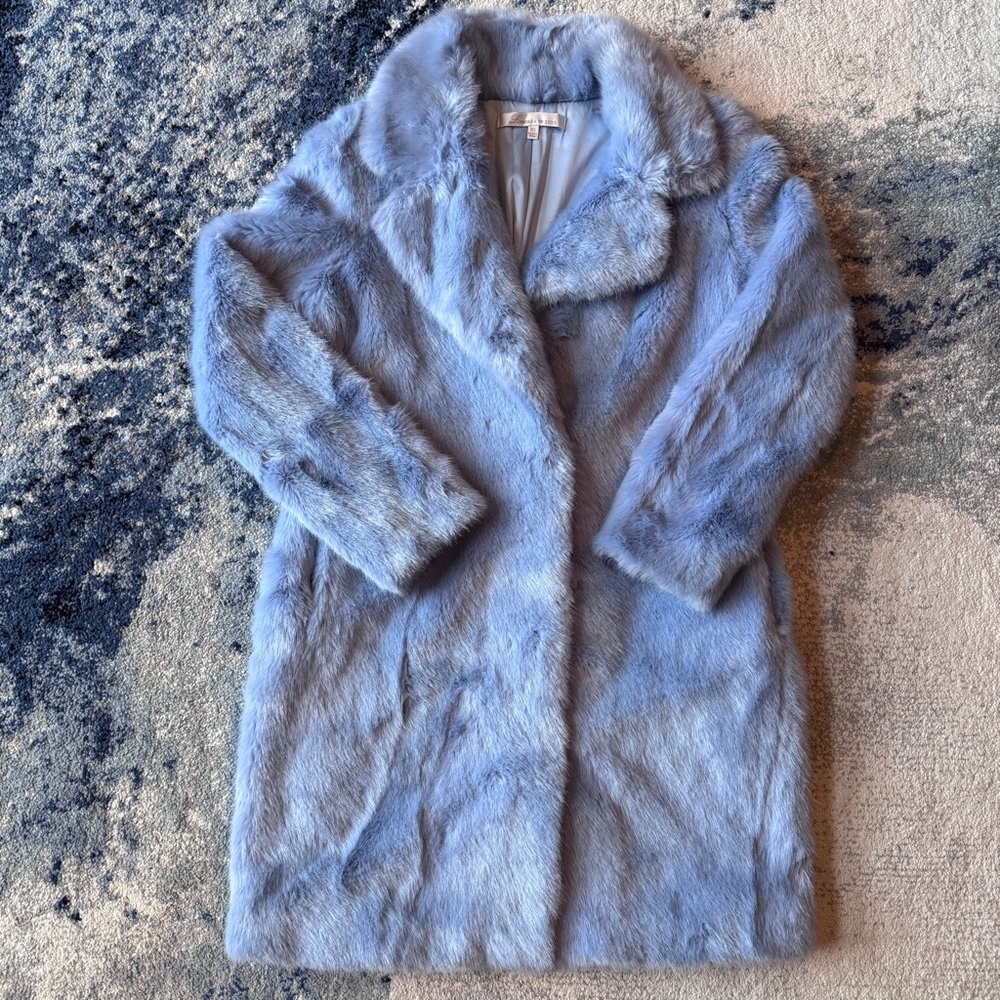 Lovers + Friends Romy Faux Fur Coat - Topaz (light blue) - size XS
